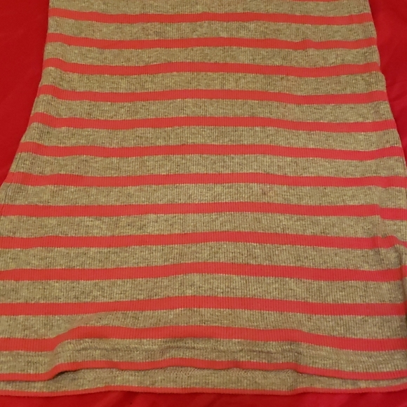 Gap Grey & Pink Striped Tank - Picture 4 of 7